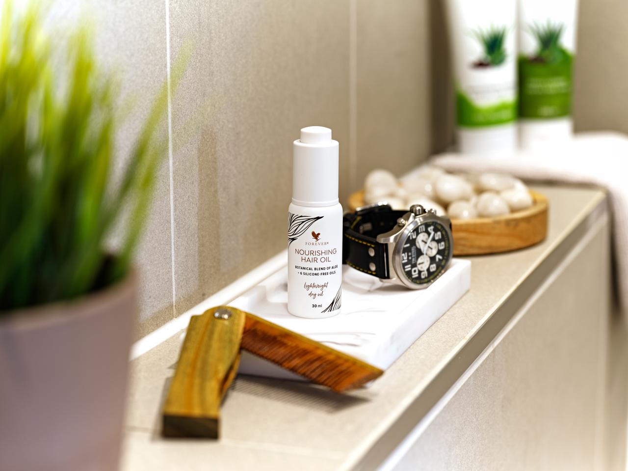 Forever Nourishing Hair Oil - verleiht luxuriösen Glanz, pflegt