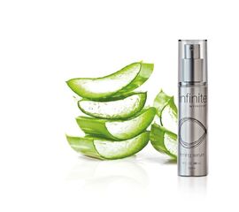 Forever infinite firming serum - festigt das Hautbild zu festigen und reduziert die Erscheinung kleiner Fältchen.