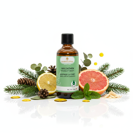 Smart Waldatmen Raumduft – 100 % naturreines Raumparfum für den SMART Aroma Diffuser


Ein Gefühl wie ein Waldspaziergang – Klarheit, Frische & neue Lebenskraft
Mit dem Smart Waldatmen Raumduft holst Du Dir die belebende Kraft des Waldes direkt nach Hause. Diese handabgefüllte Duftessenz aus der Schweiz enthält eine harmonische Komposition aus 100 % naturreinen ätherischen Ölen von Weisstanne, Fichtennadel, Eukalyptus, Kiefer, Grapefruit, Pfefferminze, Atlaszeder und Zitrone.

Frei von synthetischen Zusätzen, vegan und nachhaltig – für ein reines, gesundes Raumklima, das Körper, Geist und Seele in Einklang bringt. (Nur für den den Smart Aroma Diffuser! geeignet.)



✅ 4 Schlüsselvorteile auf einen Blick ¹⁾
✔️ 100 % naturrein & nachhaltig – ohne Chemie, handabgefüllt in der Schweiz

✔️ Kraft des Waldes erleben – beruhigend, erdend & erfrischend zugleich

✔️ Befreit die Atemwege – ideale Unterstützung bei Erkältungszeit oder schlechter Luft

✔️ Vielfältig einsetzbar – für Entspannung, Konzentration & Wohlfühlmomente