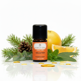 Waldatmen Essenzmischung BIO – Lebenskraft aus der Natur tanken
myAloe.ch

Spüre die Frische des Waldes, egal wo du bist. Die "Waldatmen Essenzmischung" von myAloe.ch ist wie ein kraftvoller Atemzug inmitten eines grünen Nadelwaldes. Diese harmonische Komposition aus 100% naturreinen ätherischen BIO-Ölen bringt Klarheit, neue Energie und ein Gefühl tiefer Erdung in Deinen Alltag.

Ob am Morgen zum Durchstarten, bei geistiger Erschöpfung oder zur Unterstützung bei Erkältungssymptomen – "Waldatmen" weckt Deine Lebensgeister.

In der heutigen Zeit brauchen wir nicht mehr Hektik – wir brauchen mehr Atem. "Waldatmen" schenkt Dir eine Auszeit vom Alltag, bringt Klarheit ins Gedankenkarussell und verbindet Dich wieder mit deiner inneren Kraftquelle. Jeder Tropfen dieser Essenz ist wie ein Spaziergang unter Bäumen, wie ein tiefer, befreiender Atemzug.



⭐ Vorteile auf einen Blick
✅ 100 % naturreine ätherische Öle – kontrolliert biologisch & zertifiziert
✅ Lässt Lebenskraft tanken
✅ Frei von synthetischen Zusätzen, Farbstoffen & Konservierungsmitteln
✅ Vielseitig einsetzbar – für Diffuser, Duftstein, Aromarituale & Meditation
✅ Handabgefüllt mit Liebe in der Schweiz – Qualität, die man spürt