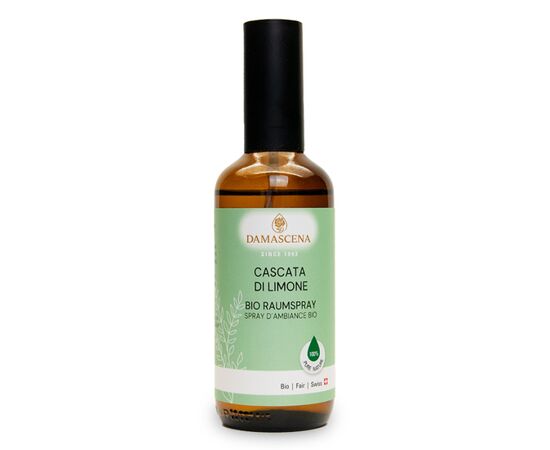 Cascata di Limone Raumspray - Sonnige Frische & neue Energie


Das Cascata di Limone Raumspray bringt die strahlende Leichtigkeit des Sommers direkt in Dein Zuhause. Mit seiner spritzigen Komposition aus Zitrone, Grapefruit, Bergamotte und Linaloeholz wirkt es erfrischend, klärend und belebend. Ein idealer Begleiter, wenn Du Frische, Konzentration und eine sonnige Atmosphäre in Deinen Alltag bringen möchtest – ob zu Hause, im Büro oder in öffentlichen Räumen.

Dieses 100 % naturreine Raumspray wird in der Schweiz liebevoll von Hand abgefüllt und enthält keinerlei synthetische Zusätze.



✅ 4 Schlüsselvorteile auf einen Blick
✔️ Erfrischend & belebend – ideal für Konzentration, Energie & gute Laune
✔️ Natürlich & BIO – 100 % naturreine ätherische Öle, vegan & tierversuchsfrei
✔️ Vielseitig einsetzbar – für Wohnräume, Arbeitsumgebungen, SPA & Therapieräume
✔️ Handabgefüllt in der Schweiz – nachhaltige Herstellung & höchste Qualität