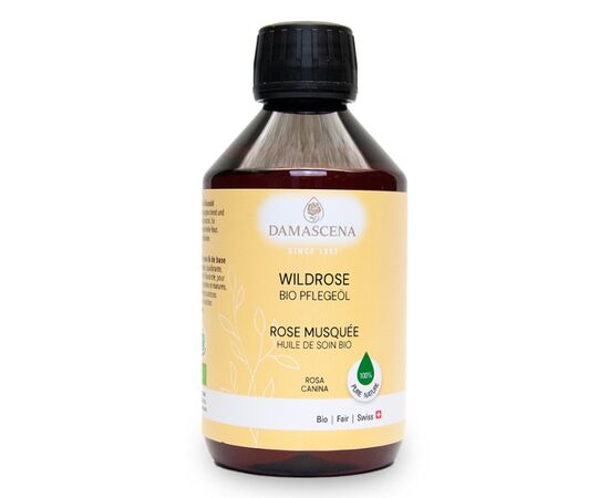 Wildrosenöl BIO – regenerierende Pflege für ein ebenmässiges, strahlendes Hautbild


Das Wildrosenöl BIO (Hagebuttenkernöl) ist eines der wertvollsten Schönheitsöle der Naturkosmetik und bekannt für seine bemerkenswerte regenerierende Wirkung. Dank seines aussergewöhnlich hohen Anteils an Vitamin A, essentiellen Fettsäuren sowie antioxidativen Pflanzenstoffen unterstützt es die natürliche Kollagenproduktion und fördert eine glatte, elastische und ebenmässige Hautstruktur.
Es normalisiert die Talgdrüsenfunktion, wirkt Unebenheiten und Überpigmentierung entgegen und unterstützt die Regeneration von Narben sowie sonnengeschädigter Haut. Sein feiner, dezenter Duft nach Hagebutte schenkt ein Gefühl von Natürlichkeit und Pflege.

❤️ Eignet sich ideal für:
– reife und trockene Haut
– fettige, aus dem Gleichgewicht geratene Haut
– empfindliche oder narbengeprägte Haut
– sonnengestresste oder pigmentunregelmässige Haut

Für ein sichtbar verbessertes Hautbild wird eine regelmässige Anwendung über mindestens 3 Monate empfohlen.

Wildrosenöl BIO ist mehr als nur ein Schönheitsöl – es ist eine Einladung zu mehr Selbstliebe, Harmonie und natürlicher Ausstrahlung. Jeder Tropfen schenkt deiner Haut neue Kraft, lässt sie sichtbar regenerierter wirken und schafft ein zartes Gefühl von Wohlbefinden und innerer Balance.