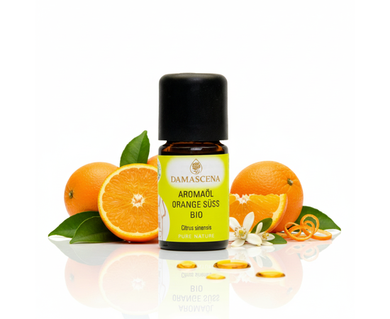 Orange süss BIO Aromaöl – Sonnige Frische & fruchtige Leichtigkeit für Deine kreative Aromaküche
myaloe.ch

Orange süss BIO Aromaöl ist dein natürlicher Kurzurlaub in einem Tropfen. Das 100% naturreine und biologisch gewonnene Aromaöl bringt den sonnigen, frisch-fruchtigen Duft reifer Orangen direkt in deine Küche – intensiv, lebendig und mit der typischen lieblichen Süsse, die Gross und Klein begeistert.

Ob für Drinks, Desserts, Gebäck, Bowls oder herzhafte Gerichte: Dieses Aromaöl verleiht deinen Kreationen im Handumdrehen eine fruchtige Frische, ohne Schale reiben, ohne Spritzen, ohne Aufwand. Der Geschmack ist klar, saftig und erinnert an mediterrane Sommer, italienische Märkte und warme, sonnendurchflutete Tage.

Ein Tropfen genügt – für Feuer, Freude und Frische in Deiner Küche.

Orange süss BIO Aromaöl bringt Leichtigkeit, Wärme und sonnige Lebensfreude in deine Küche – und in dein Herz. Es ist der kleine Moment Italien, der dich inspiriert, stärkt und erhellt. Ein Tropfen – und die Welt duftet nach Sommer, Freiheit und guter Laune.