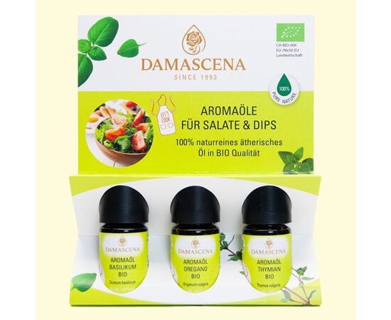 ❤️ Kundenfeedback
„Unglaublich intensiv! Ein Tropfen reicht vollkommen aus – meine Salatsaucen schmecken wie im mediterranen Restaurant.“
Z. Keller, St. Moritz
myaloe.ch
Set-Inhalt:
▶ Produktedetails Basilikum Bio Aromaöl
✅  Basilikum BIO Aromaöl, 100% naturreines ätherische Aromaöl
✅  Lat. Name: Ocimum basilicum
✅  Geschmacksprofil: Kräuter, kräftig-frisch, leicht bittere Note, ein Hauch von Schärfe
✅  Duftwirkung: erfrischend
✅  Duftnote: Basisnote
✅  Duftthema: aufmunternd, Stress abbauend

☑️  Qualität:  aus kontrolliert biologischem Anbau (k.b.A.), tierversuchsfrei, vegan, glutenfrei, Rohkost
☑️  Herstellung Handabfüllung Schweiz
☑️  Herkunft: Bulgarien/Ägypten (kann je nach Saison und Ernte variieren)
☑️  Pflanzenteil: Kraut
☑️  Gewinnung: Wasserdampfdestillation, für 1 kg Öl werden 750 kg Kraut benötigt

ℹ️ Inhalt: 5ml

▶ Produktedetails Oregano Bio Aromaöl
✅  Oregano BIO Aromaöl, 100% naturreines ätherische Aromaöl
✅  Lat. Name: Origanum vulgare
✅  Geschmacksprofil: Oregano, intensiv, würzig, krautig-herb, aromatisch
✅  Duftwirkung: anregend
✅  Duftnote: Kopf-/Herznote
✅  Duftthema: anregend, ausgleichend, bewegt seelische Kräfte

☑️  Qualität:  aus kontrolliert biologischem Anbau (k.b.A.), tierversuchsfrei, vegan, glutenfrei, Rohkost
☑️  Herstellung: Handabfüllung Schweiz
☑️  Herkunft: Spanien 
☑️  Pflanzenteil: Kraut
☑️  Gewinnung: Wasserdampfdestillation

ℹ️ Inhalt: 5ml

▶ Produktedetails Thymian Bio Aromaöl
✅  Thymian BIO Aromaöl, 100% naturreines ätherische Aromaöl
✅  Lat. Name: Thymus vulgaris
✅  Geschmacksprofil: Thymian, intensiv, krautig-herb, leicht pfeffrig
✅  Duftwirkung: anregend
✅  Duftnote: Basis-/Herznote
✅  Duftthema:  anregend, aufbauend, stimuliert Körper und Geist, reinigend, aktivierend

☑️  Qualität:  aus kontrolliert biologischem Anbau (k.b.A.), tierversuchsfrei, Rohkost, vegan
☑️  Herstellung Handabfüllung Schweiz
☑️  Herkunft: Frankreich 
☑️  Pflanzenteil: Kraut
☑️  Gewinnung: Wasserdampfdestillation, für 1 kg Öl werden 120 kg Kraut benötigt

ℹ️ Inhalt: 5ml